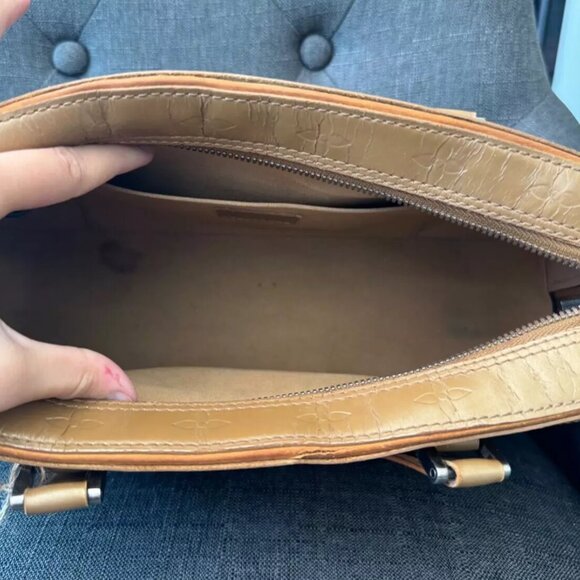 Louis Vuitton Matte Vernis Monogram Shelton Amber Bag - Picture 5 of 7